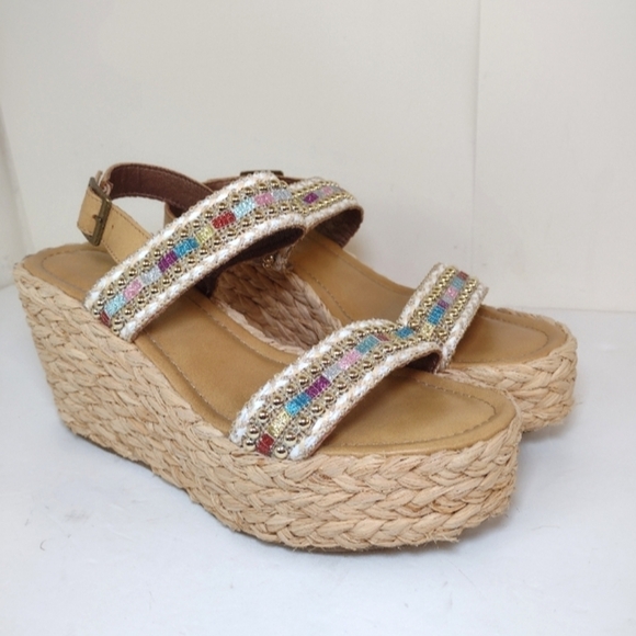 Y Not?  Y Not Huzzah women's Espadrilles platform colorful sandals size (9)M - Picture 1 of 13